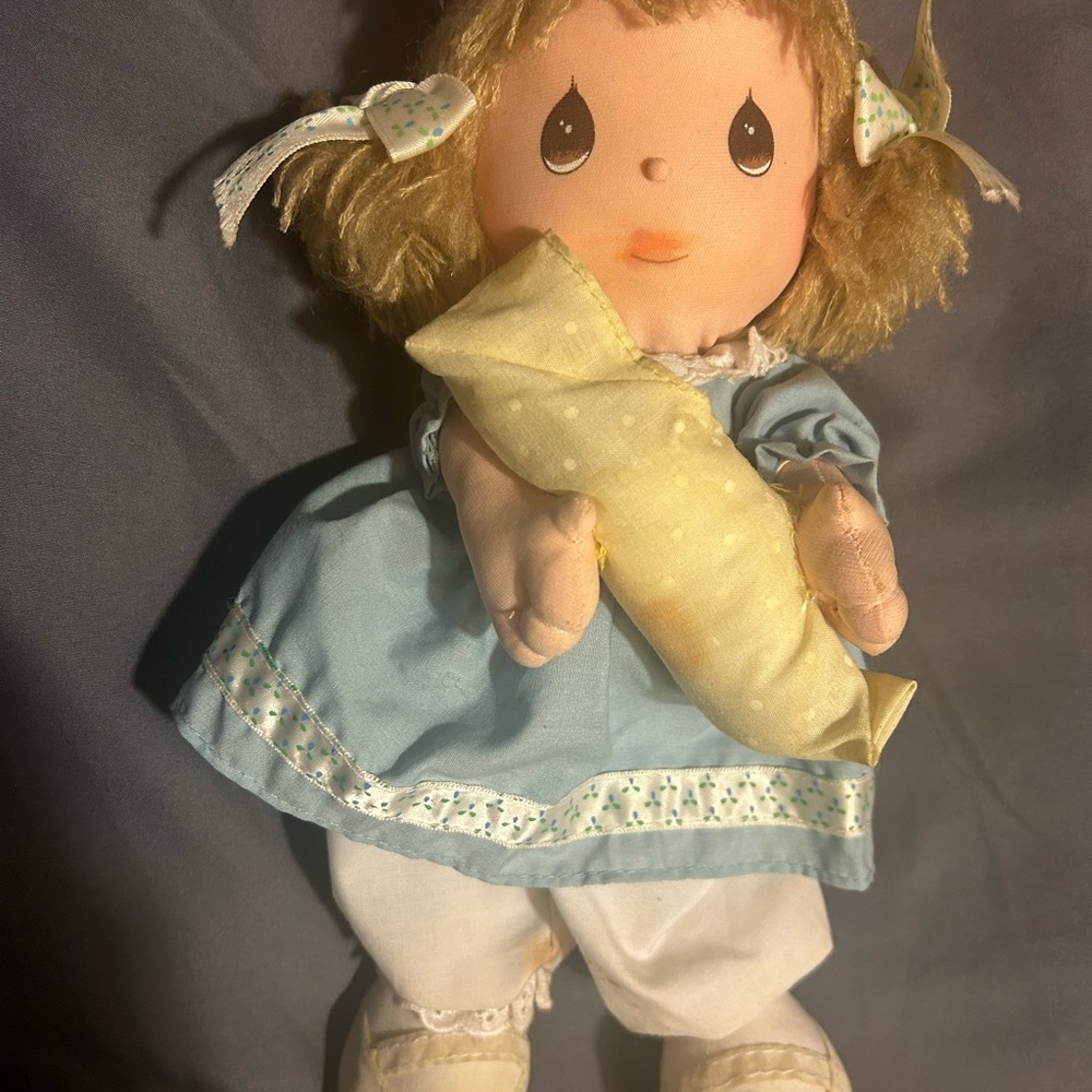 Vintage Applause Precious Moments What A Treasure Doll  1986